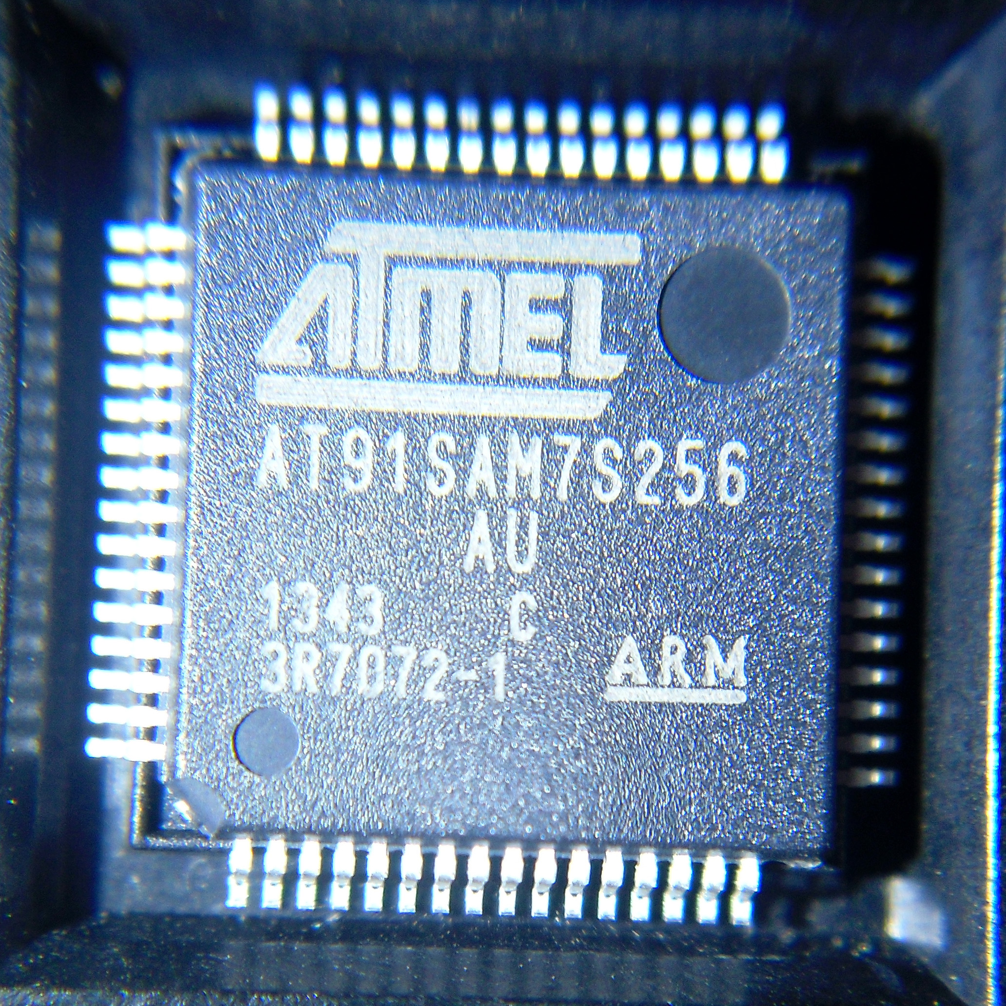 AT91SAM7S256C-AU-Atmel