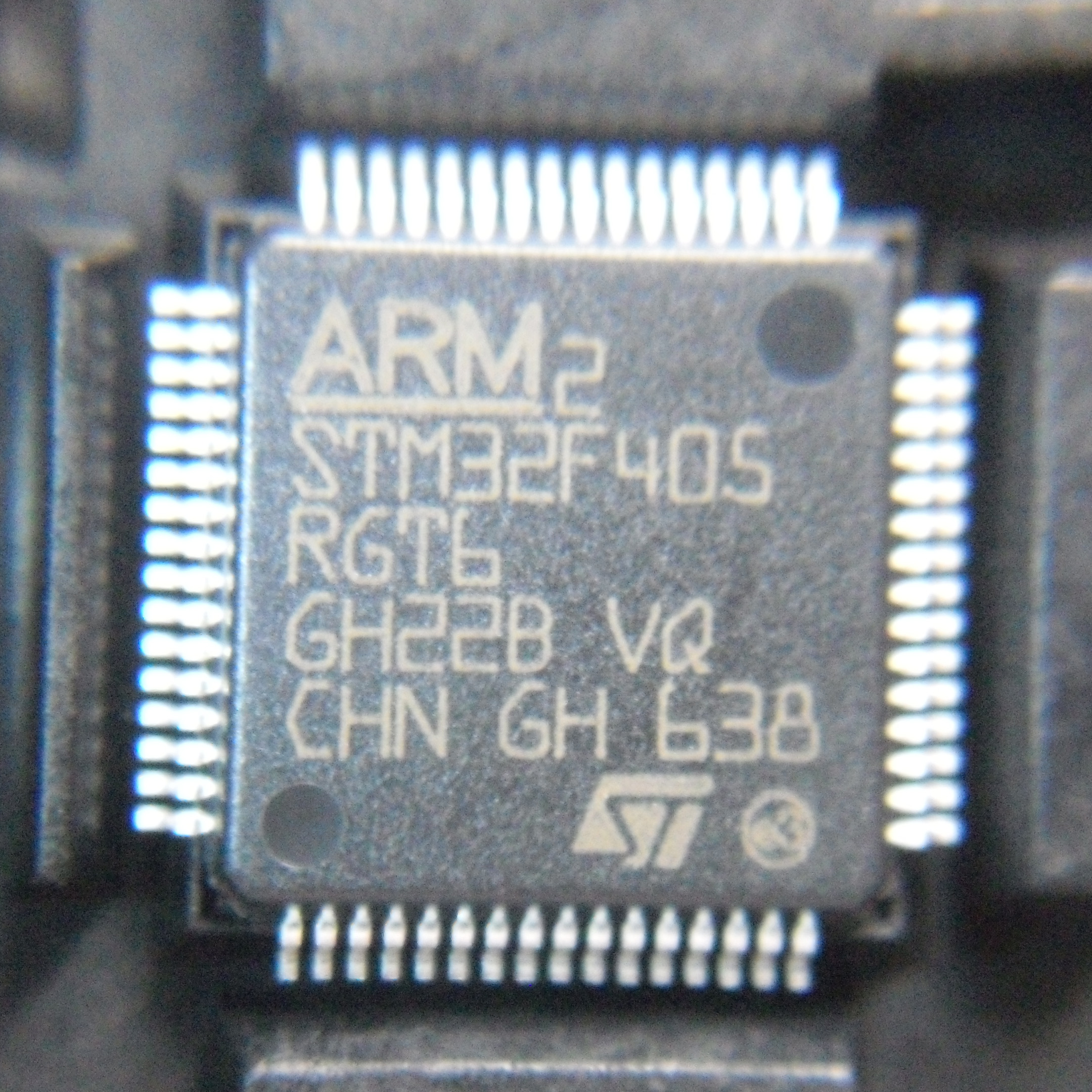 STM32F405RGT6-ST