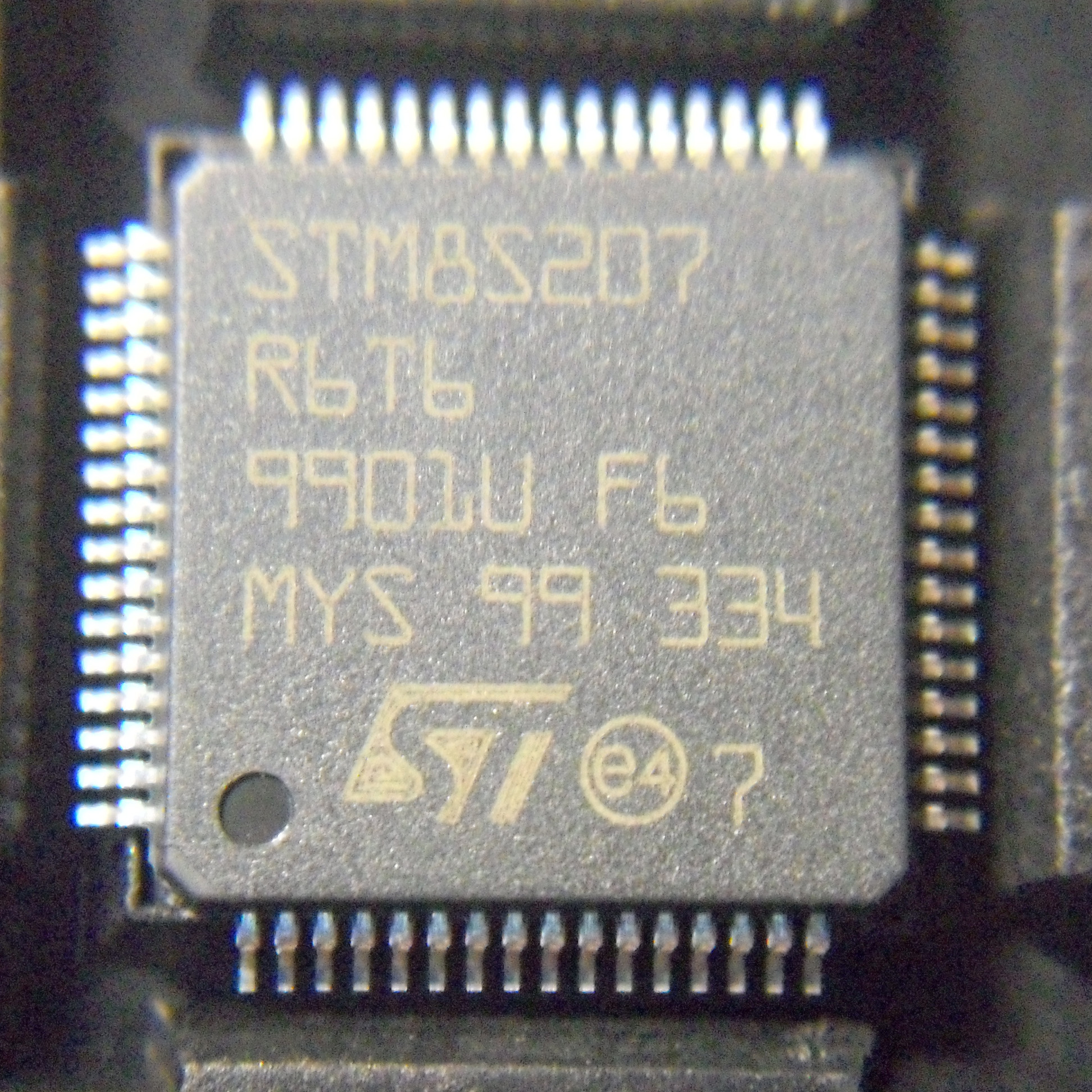 STM8S207R6T6TR-ST